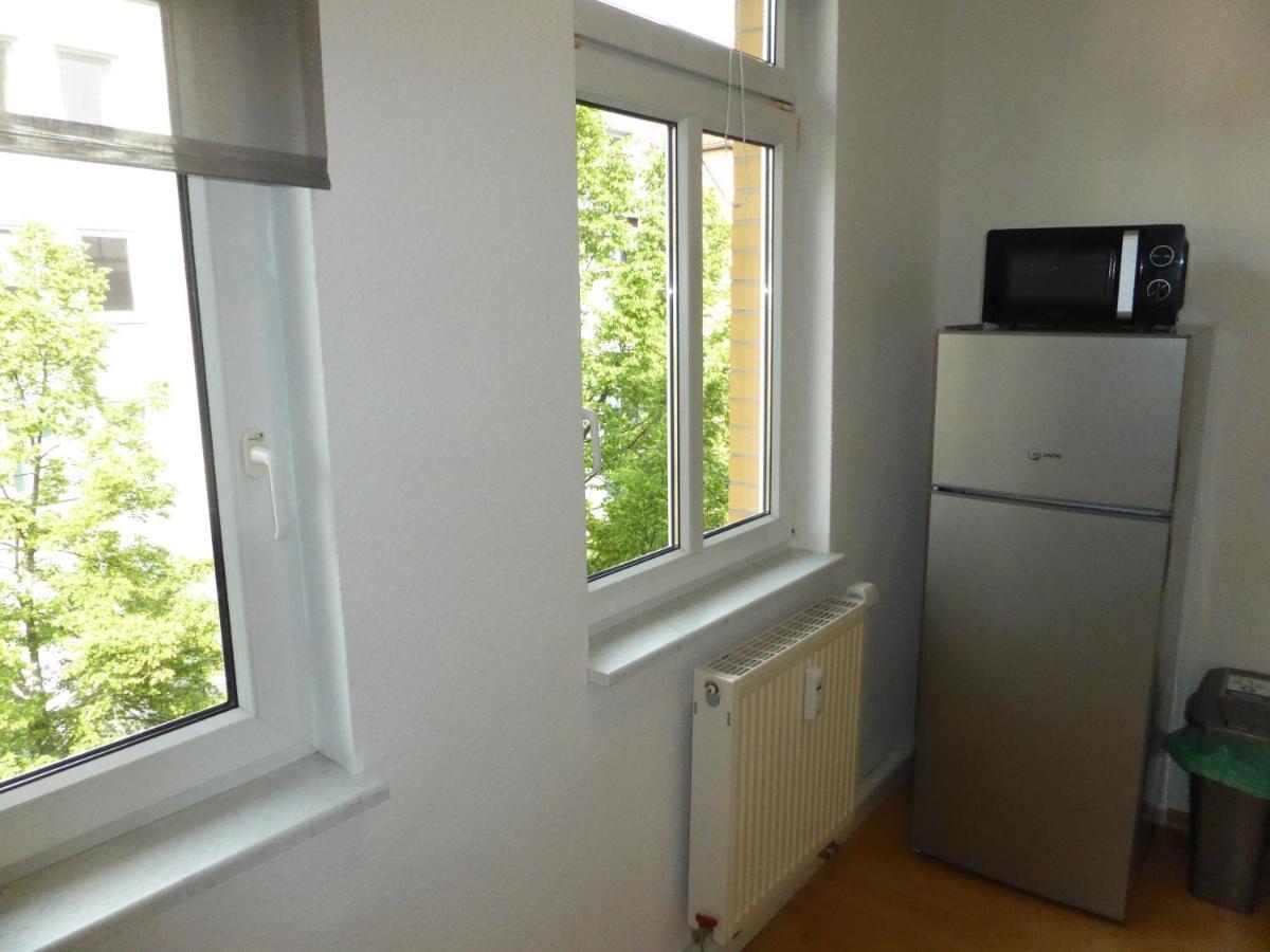 Jena City Apartment, Balkon, Sonnig, Wifi, Parkplaetze, Naehe Zentrum ภายนอก รูปภาพ