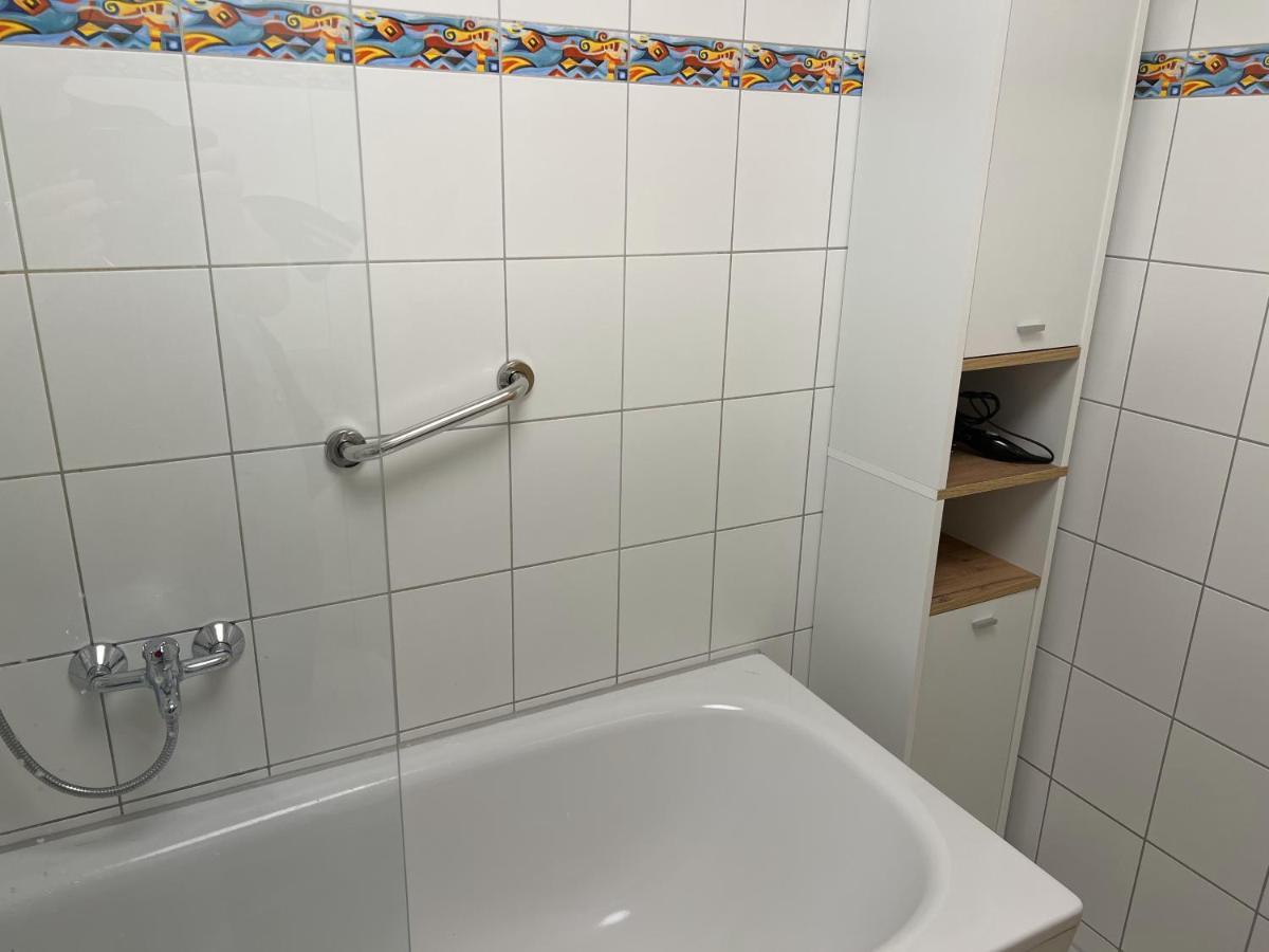 Jena City Apartment, Balkon, Sonnig, Wifi, Parkplaetze, Naehe Zentrum ภายนอก รูปภาพ