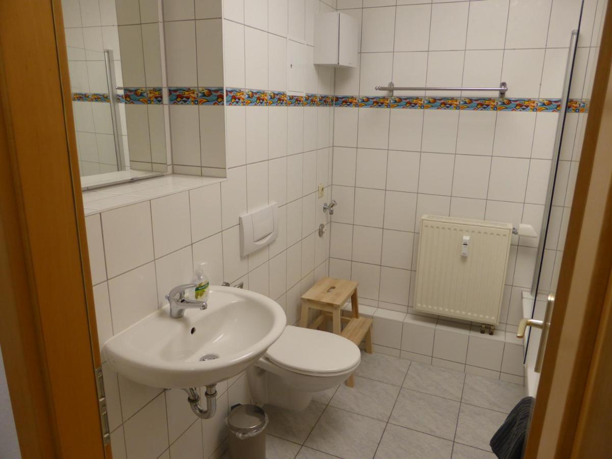 Jena City Apartment, Balkon, Sonnig, Wifi, Parkplaetze, Naehe Zentrum ภายนอก รูปภาพ